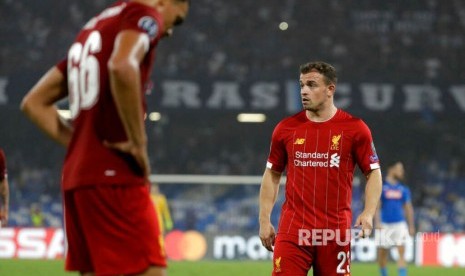 Gelandang serang  Liverpool Xherdan Shaqiri (kanan).