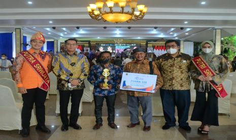 Wisata Embung Senja ini juga, Jumat (24/12/2021) kemarin secara resmi meraih juara III Anugerah Pesona Desa Wisata Provinsi Sumsel tahun 2021, Kategori Destinasi Daya Tarik Wisata. 