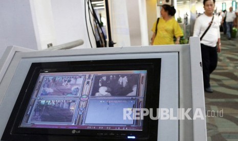 Alat thermal scanner sebagai upaya antisipasi penyebaran virus zika di pasang di bandara 