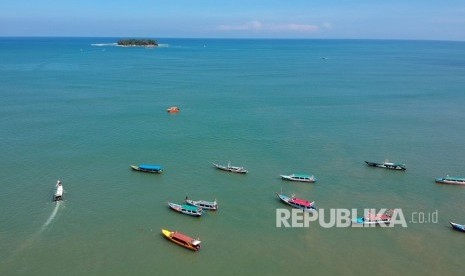 Pemerintah Kota Pariaman, Sumatera Barat, mulai 1 Juli 2020 akan menarik retribusi masuk ke objek wisata (Foto: wisata Pulau Angso Duo Pariaman)