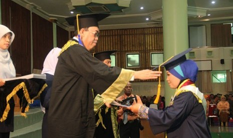 Wisuda di Kampus UII Yogyakarta