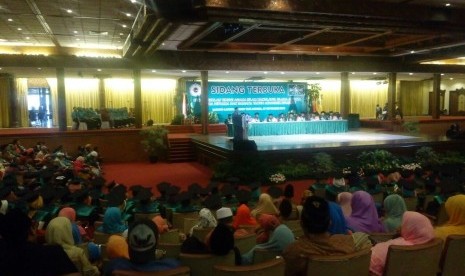 Wisuda  Sekolah Tinggi Agama Islam Nahdlatul Ulama (STAINU) Jakarta