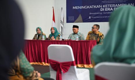 Workshop Fikom Unisba bertema Meningkatkan Keterampilan Komunikasi di Era Digital