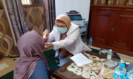 Wuling dan Rumah Zakat telah menggelar 10 kali aksi siaga sehat pengobatan gratis di 2019