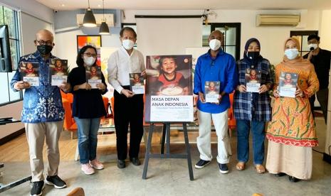 Yayasan Abhipraya Insan Cendekia (YAICI) mengadakan launching dan bedah buku yang berjudul Masa Depan Anak Indonesia Terganggu Susu Kental Manis.  Ketua Harian YAICI Arif Hidayat mengatakan penulisan buku tersebut berangkat dari hasil penelitian yang dilakukan YAICI bersama para mitra di beberapa daerah di Indonesia. 