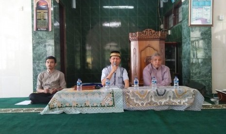 Yayasan Perguruan Al Iman Bojonggede, Bogor, menggelar kajian filsafat pendidikan bertema “Pentingnya Mengenali Keunikan Potensi Anak Sejak Dini”.