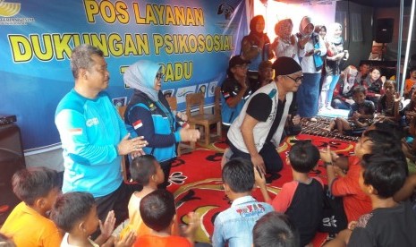 YBM PLN memberikan bantuan untuk korban bencana tsunami di Lampung.