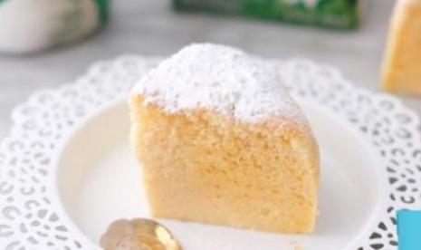 Yogurt Delight Cake. 