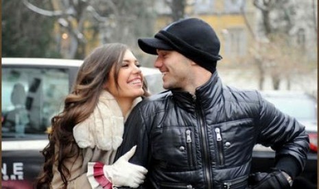 Yolanthe Cabau dan Wesley Sneijder