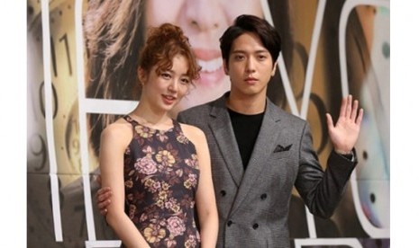 Yoon Eun Hye dan Jung Yong Hwa di Future Choice