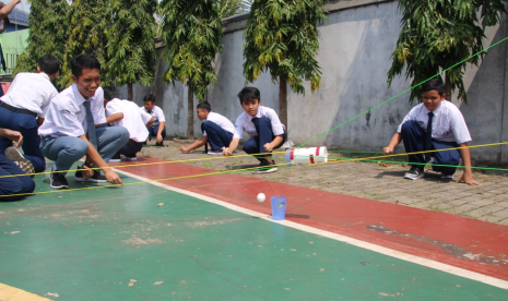 YPSJ menggelar pelatihan cara berpikir suprarasional bagi guru dan karyawan, pada hari Sabtu (5/1) dan Senin (7/1) untuk para siswa di SMPIT/SMAIT Insan Mandiri Boarding School Cibubur.