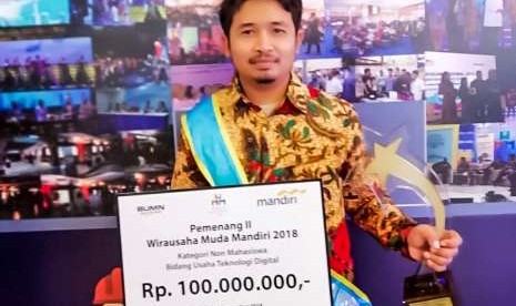 Yudhis Thiro Kabul Yunior, mahasiswa pascasarjana Universitas Amikom Yogyakarta, peraih juara dua Wirausaha Muda Mandiri 2018.