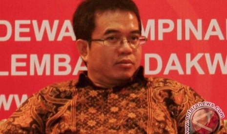 Yudi latif