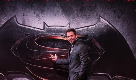 Zack Snyder sedang menyelesaikan Justice League versi director's cut yang bakal rilis pada 2021.