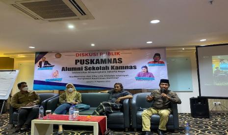 Diskusi publik bertema “Radikalisme dan Cita-cita Khilafah Perspektif Keamanan Nasional,” yang digelar Puskamnas Universitas Bhayangkara Jakarta Raya di Jakarta Selatan, Ahad (14/8/2022). Diskusi menyoroti radikalisme masih menjadi ancaman bagi bangsa Indonesia  