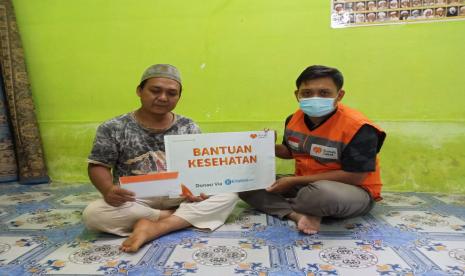 Zein (M. Zein Muammir) kembali menerima bantuan kesehatan dari Rumah Zakat yang disalurkan oleh Cita Sehat Foundation, Selasa (10/11). 