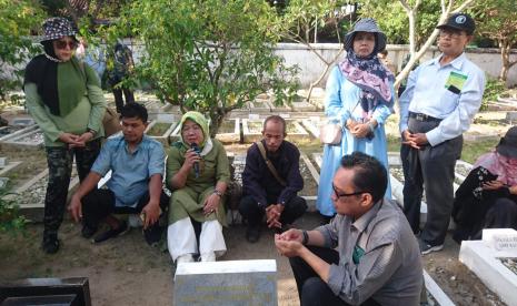 Ziarah ke makam Lafran Pane i Karang Kajen, Jogjakarta.