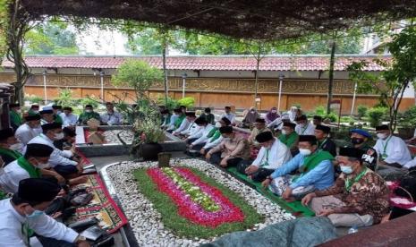 PBNU ziarah ke makam para pendiri NU untuk memperkuat energi pergerakan 