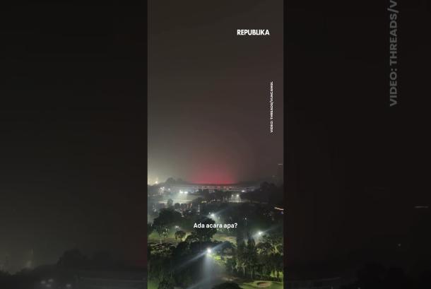 Netizen Salfok Sama Cahaya Misterius di GBK