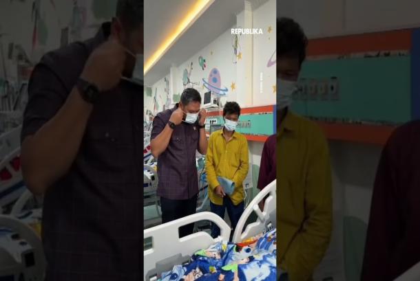 Momen Kepala BGN Kunjungi Korban Keracunan MBG