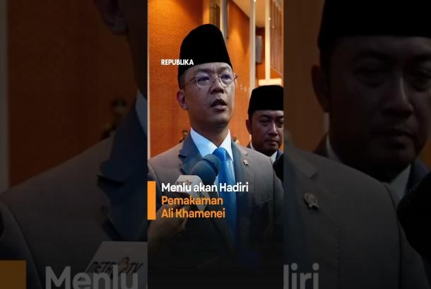Menlu akan Hadiri Pemakaman Ali Khamenei