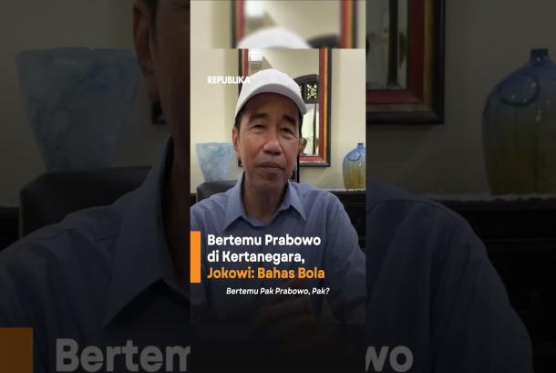 Bertemu Prabowo di Kertanegara Jokowi Bahas Bola