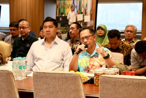 Mendagri Desak Pemerintah Daerah Sumatra Siapkan Data dan Lahan untuk Hunian Korban Banjir