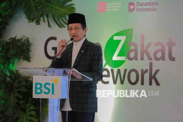 Bir qizni korshapalaklar bilan shafqatsizlarcha sikishini tomosha qiling