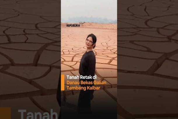 Tanah Retak di Danau Bekas Galian Tambang Kalbar