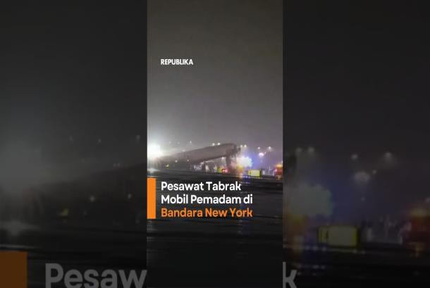 Pesawat Tabrak Mobil Pemadam di Bandara Newyork