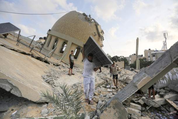 Pilu Warga Gaza Usai Gereja 0rtodoks Digempur Israel 