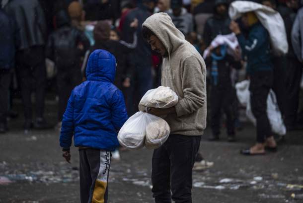 Israel Roti Blokade Israel Bikin Toko Roti Terakhir di Gaza Utara Terancam Tutup