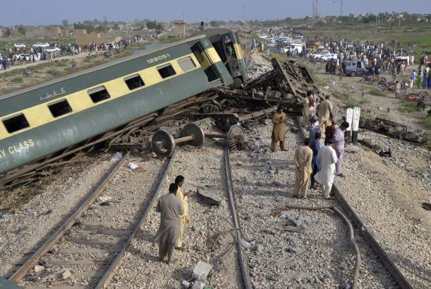 Kecelakaan Kereta Api di Pakistan Tewaskan 30 Orang