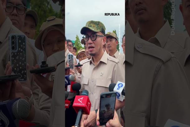 Lepas Petugas Haji Wamenhaj Ingatkan Petugas Layani Jamaah Sepenuh Hati