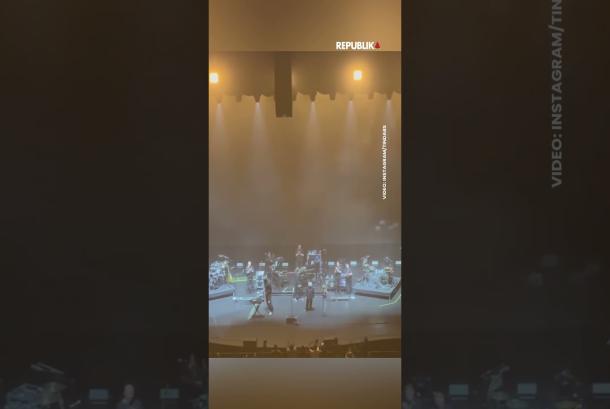 Massive Attack Disanksi Singapura karena Palestina