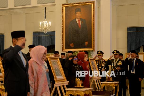 Soeharto Dianugerahi Gelar Pahlawan, Buya Anwar Ungkap 4 Jasa Almarhum untuk Indonesia