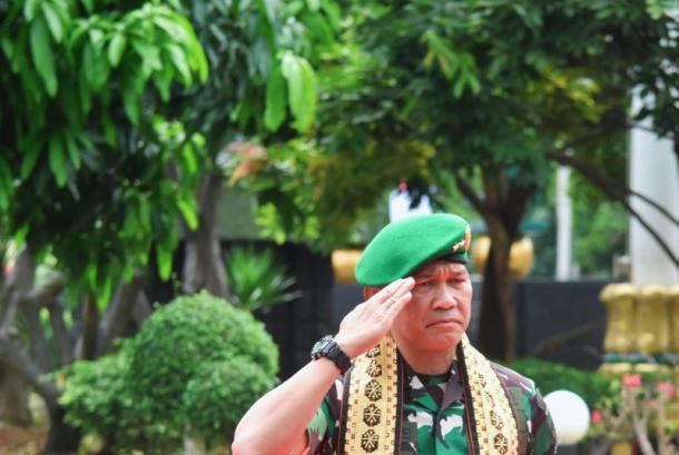 Pangdam XXI/Radin Inten Ajak Prajurit dan PNS Bangun Kebersamaan