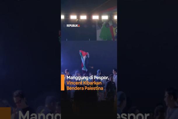 Manggung di Pespor Vincent Kibarkan Bendera Palestina