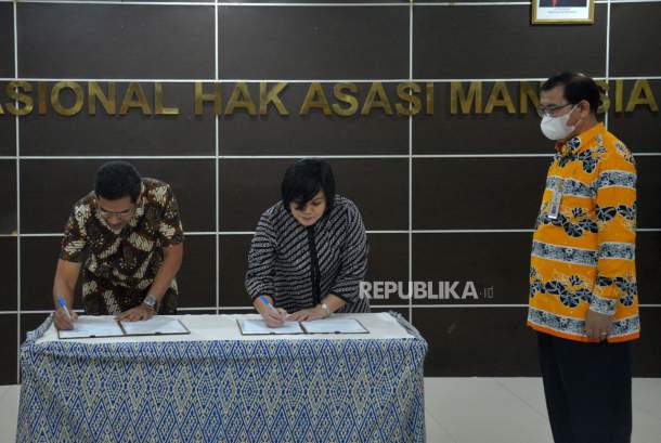 Sembilan Anggota Komnas HAM 2022-2027 Resmi Bertugas