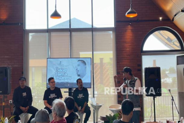 Dari Studio Pekalongan ke 1.500 Gerai, Perjalanan Kreatif 'Cukup Hanya Denganmu' Doni Saputro
