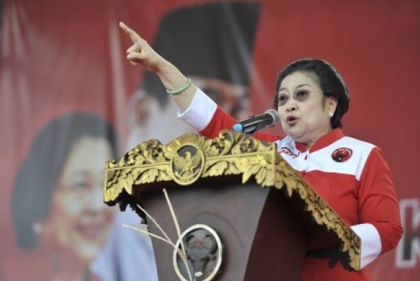 Megawati Akan Dijewer Bung Karno Dari Alam Kubur, Kok Bisa? | Republika ...