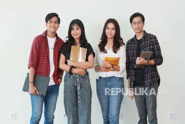 10 Jurusan Kuliah Paling Menjanjikan di Abad 21, Biar Nggak Menyesal Jadi Beban Keluarga