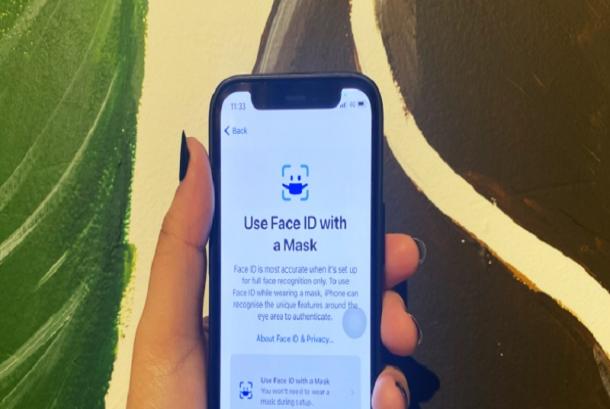 cara face id pakai masker iphone