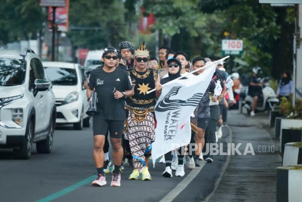 Maknai Hari Pahlawan, Jiwater Gelar Fun Run Gandeng Para Veteran di Malang