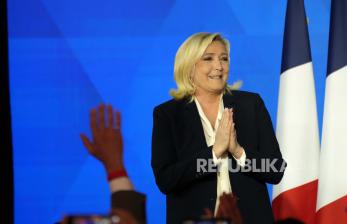 Pemimpin Partai Sayap Kanan Prancis Ingin Lebih Banyak Masjid Ditutup