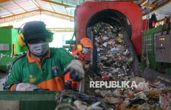 TPS3R Rawasari Olah 12 Ton Sampah Setiap Hari