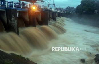 Hujan Lebat Rabu Dini Hari, 54 Rumah dan 23 Ruas Jalan di Jakarta Terendam Banjir