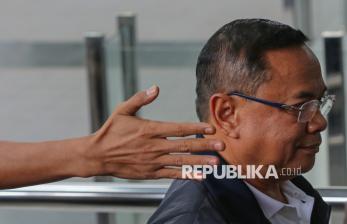 Tiba di KPK Usai Terjaring OTT, Bupati Sudewo Bungkam saat Ditanya Wartawan