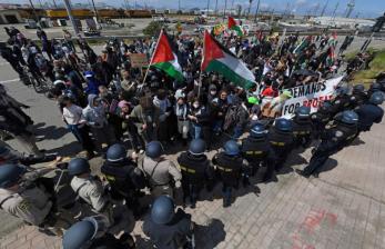 Bela Palestina, Ribuan Warga Tutup Jalan-Jalan di AS