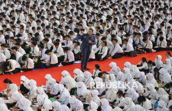 Menko AHY Beri Kuliah Umum untuk Mahasiswa Baru ITS